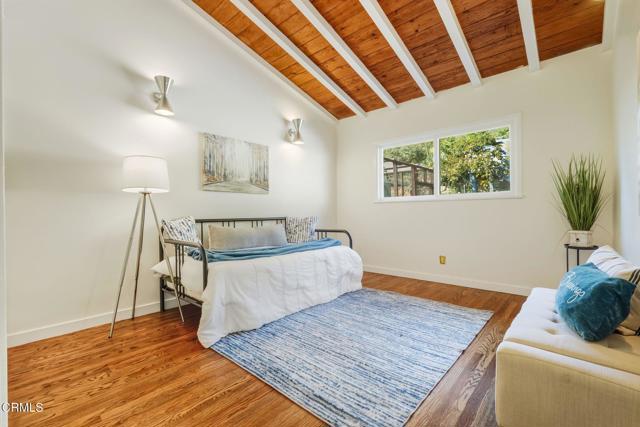 4487 Rising Hill Road, Altadena CA: https://media.crmls.org/mediaz/15886d88-d820-4ce3-9eac-d4d077faed33.jpg