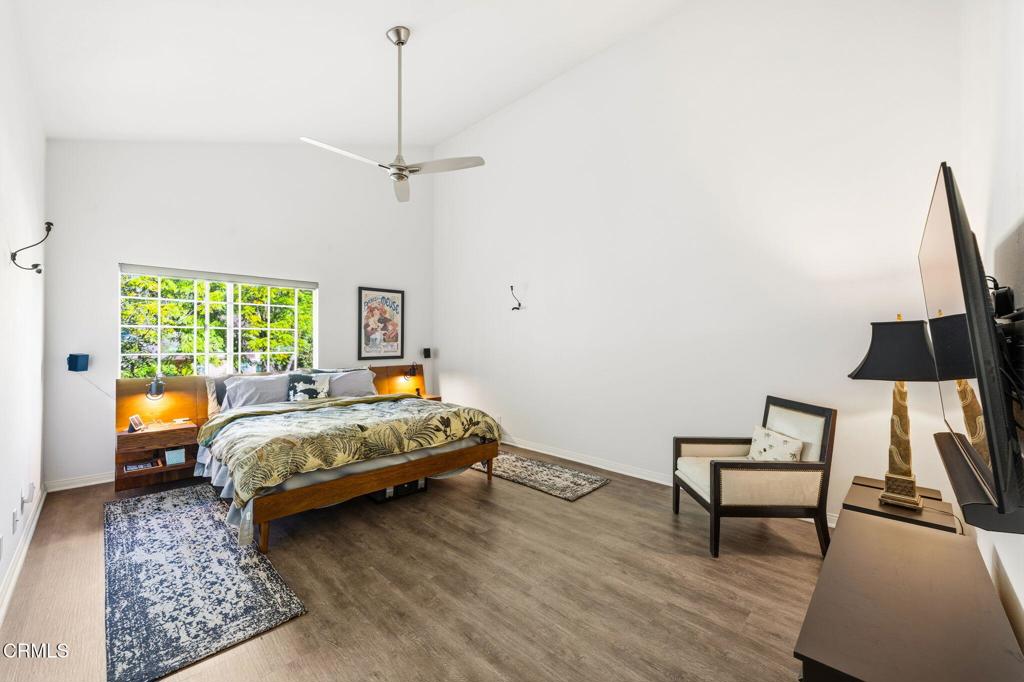 MLS #V1-33745 image #16