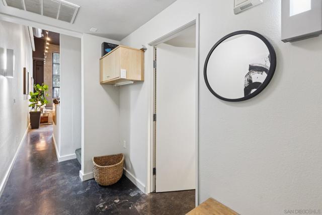 777 6Th Ave, San Diego CA: https://media.crmls.org/mediaz/15889728-6063-403c-82d0-ecf8d6ffe7fb.jpg