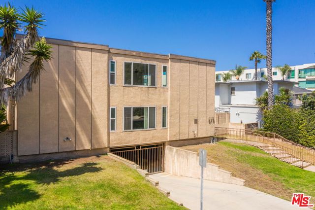 213 Calle Miramar, Redondo Beach, California 90277, ,Multi-Family,For Sale,Calle Miramar,24420251