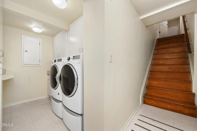 Detail Gallery Image 26 of 46 For 1421 Oneonta Knoll, South Pasadena,  CA 91030 - 5 Beds | 3 Baths