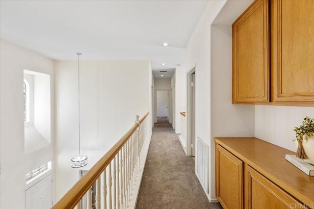 Image 31 of 47 For 230 Venetia Way