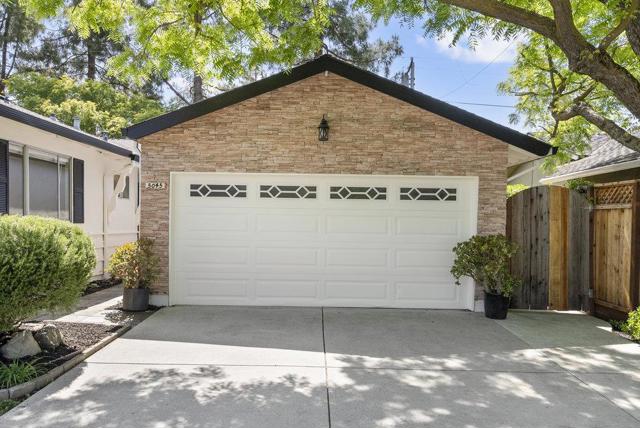 5045 Rafton Drive, San Jose CA: https://media.crmls.org/mediaz/158a829c-6e73-41ac-a7e6-0b9d7a0ce966.jpg