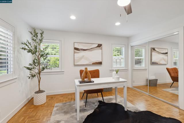 5104 Alhambra Valley Rd, Martinez CA: https://media.crmls.org/mediaz/158b189d-94da-43c0-991e-887b82adbcff.jpg