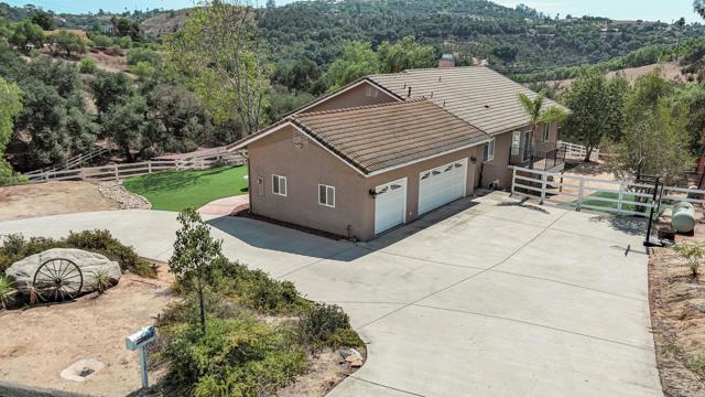 11112 Calgary Way, Valley Center CA: https://media.crmls.org/mediaz/158bfb93-36f0-4780-aa20-0c80facdeaeb.jpg