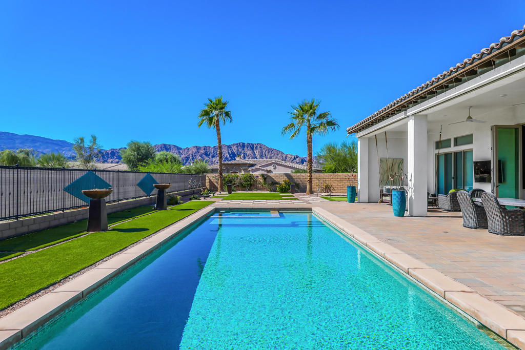 MLS #219137277DA image #2