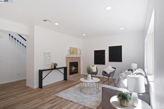 4135 Keepsake Ct, Tracy CA: https://media.crmls.org/mediaz/158c2b00-beeb-484b-837a-2206001134ff.jpg