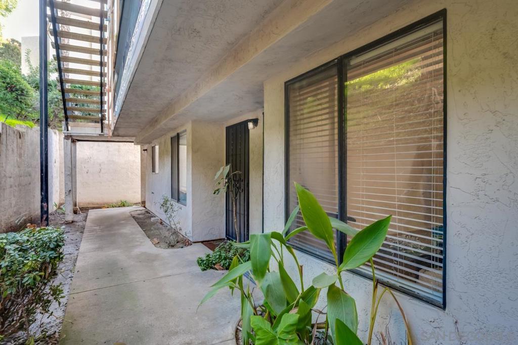 6725 Mission Gorge Rd - photo 3