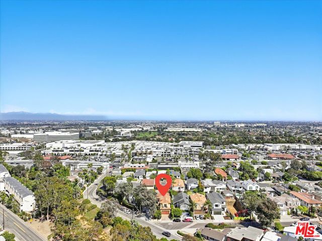 3200 Elm Avenue, Manhattan Beach, California 90266, 5 Bedrooms Bedrooms, ,4 BathroomsBathrooms,Residential,For Sale,Elm,25584821