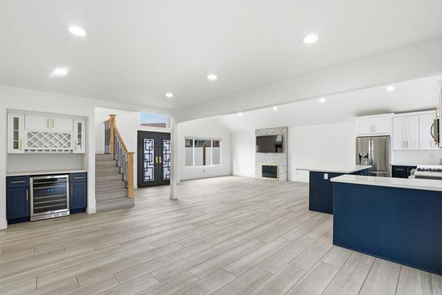 Detail Gallery Image 7 of 48 For 1668 1672 Spanish Oak Pl, El Cajon,  CA 92019 - 9 Beds | 5 Baths