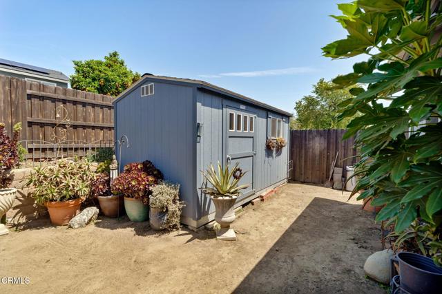 8423 Hollister Street, Ventura CA: https://media.crmls.org/mediaz/15912bb0-8887-4a92-b1ce-e81b5e6c80b1.jpg