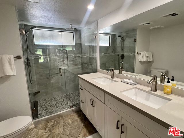40981 Preston Trail, Palm Desert CA: https://media.crmls.org/mediaz/15933c3a-85a6-4423-8fe7-ab704b3c5c14.jpg