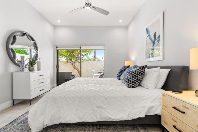877 E Arenas Road, Palm Springs CA: https://media.crmls.org/mediaz/15948e25-b701-46c9-9b86-2e730cc23915.jpg