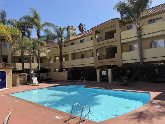 2057 Burton St, San Diego CA: https://media.crmls.org/mediaz/1594f1a6-e822-4854-ac58-7316e4d86f73.jpg
