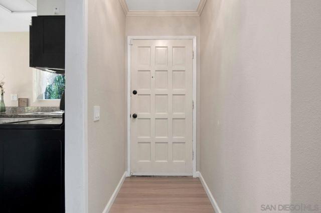 17105 W Bernardo Dr, San Diego CA: https://media.crmls.org/mediaz/1596e479-392b-4914-97f9-7049ddcc4842.jpg