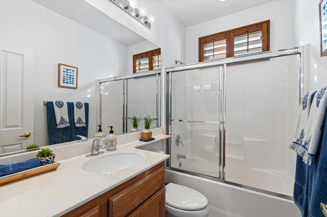 67600 S Laguna Drive, Cathedral City CA: https://media.crmls.org/mediaz/15976da4-d01a-471b-8f33-381415da4c2b.jpg