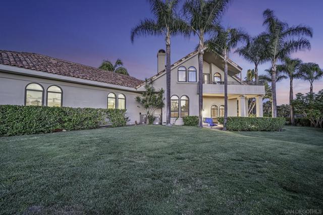 5305 La Crescenta, Rancho Santa Fe CA: https://media.crmls.org/mediaz/159783c3-6819-4425-a6b9-b6e5c1e6788b.jpg