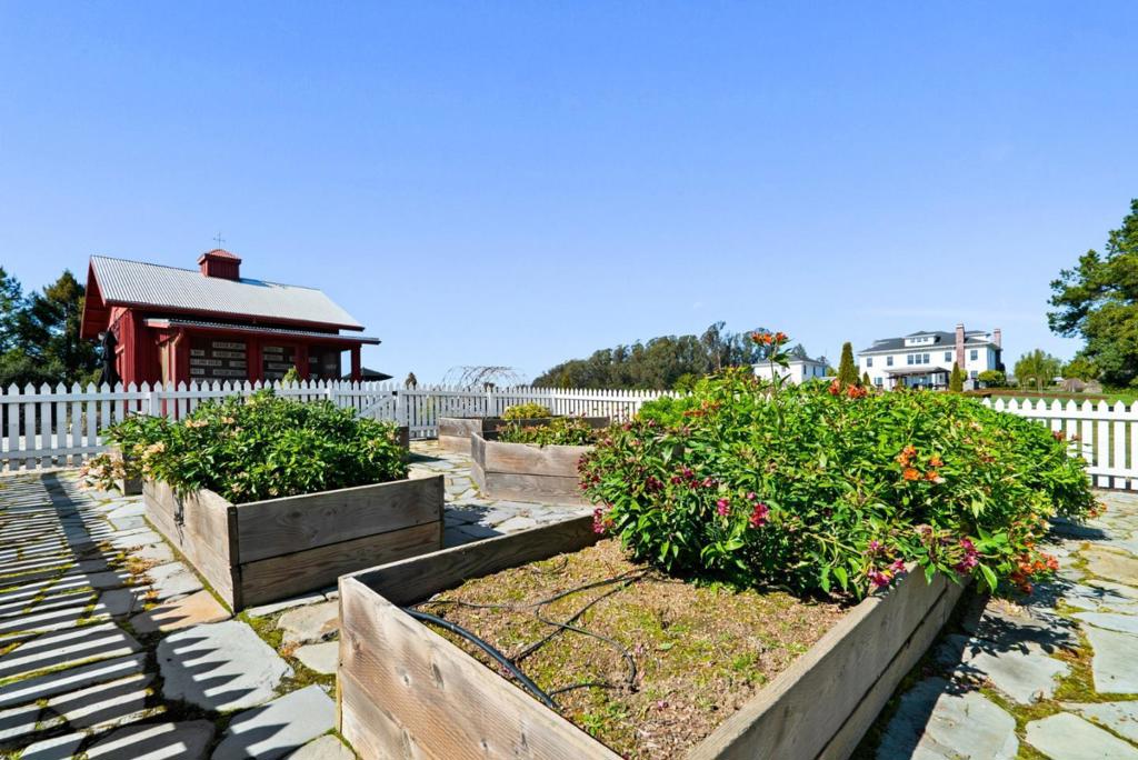 MLS #ML82020660 image #73