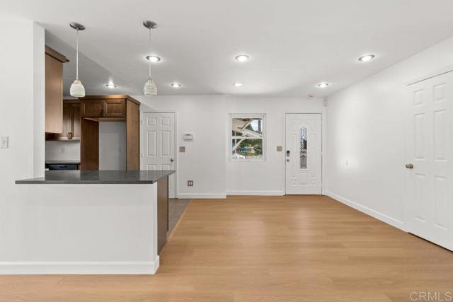 Detail Gallery Image 2 of 49 For 7112 Skyline Dr, San Diego,  CA 92114 - 4 Beds | 2 Baths