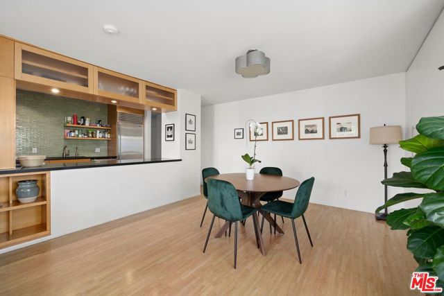 101 California Avenue, 506 photo 5