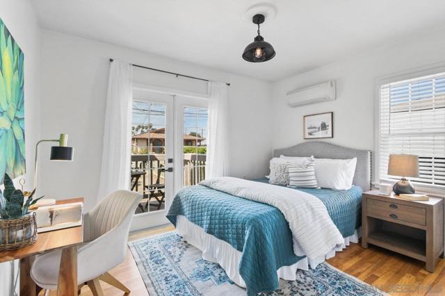 4749 Choctaw Dr, San Diego CA: https://media.crmls.org/mediaz/1599fac9-02ad-42ee-82e2-469ec936f91f.jpg