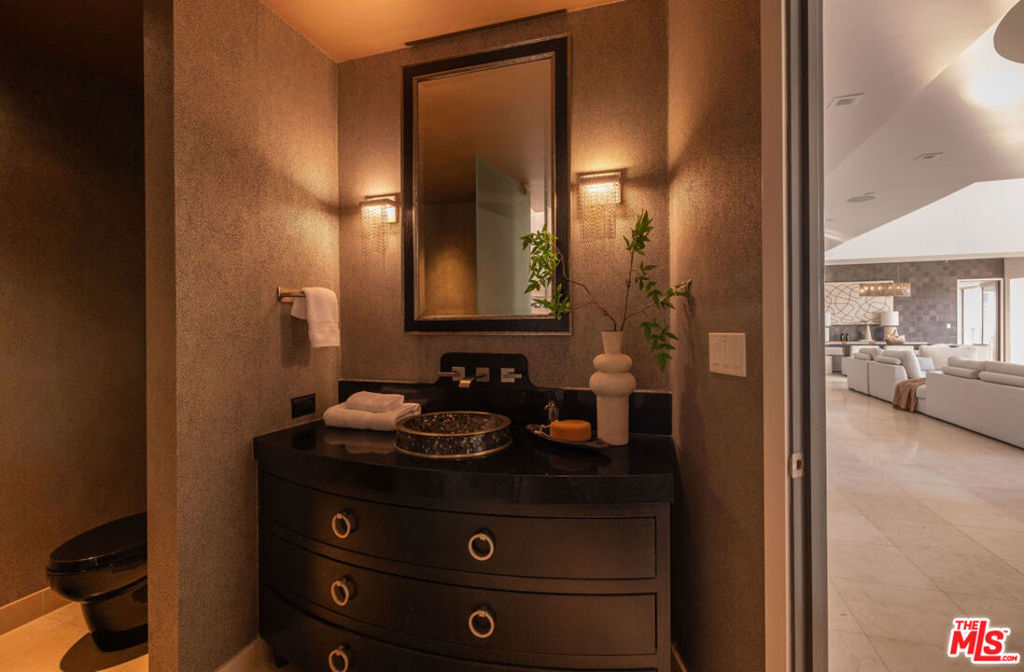 MLS #26850463 image #46