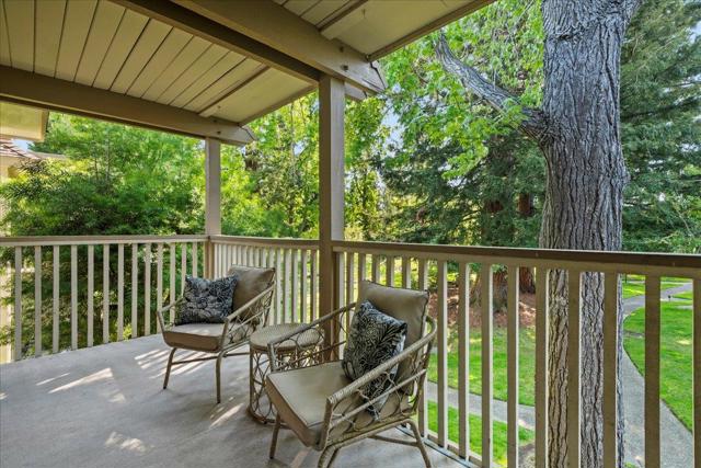 50 Horgan Avenue, Redwood City CA: https://media.crmls.org/mediaz/159b41e1-bff2-45e5-9ac4-6448ac0eff13.jpg
