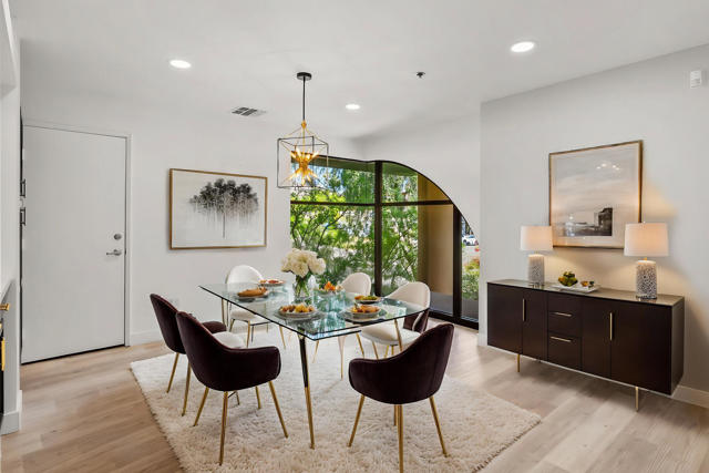 100 E Stevens Road, Palm Springs CA: https://media.crmls.org/mediaz/159b5dc9-820c-4cd8-b126-e181d95288f0.jpg