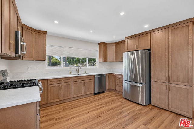 4170 Madison Avenue, 4170 1/2 photo 20