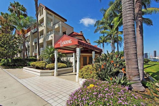 1099 1st St, Coronado CA: https://media.crmls.org/mediaz/159bbc4e-ecd5-4ee8-acb0-5a4db11c4c4b.jpg