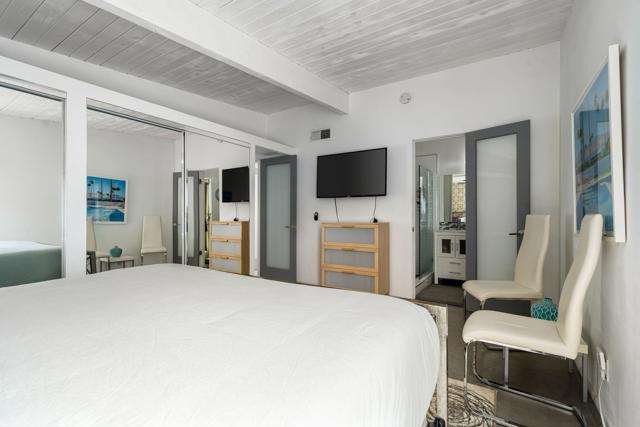 2875 E Wyman Drive, Palm Springs, CA 92262