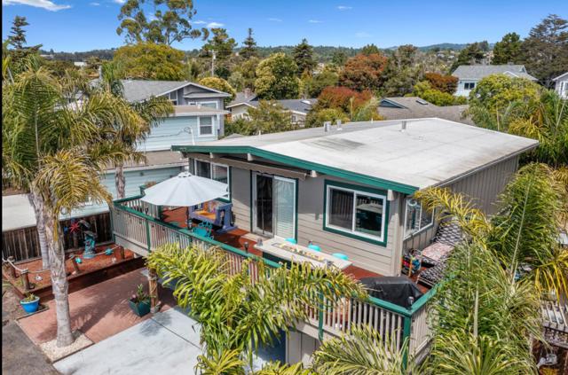 716 Seacliff Drive, Aptos CA: https://media.crmls.org/mediaz/159d2628-aae8-4f81-9043-6974e9ffbfe4.jpg