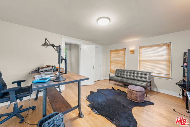 646 N Dillon Street, Los Angeles CA: https://media.crmls.org/mediaz/159d2d95-33c4-4e6f-92cc-cb6cd665ab52.jpg