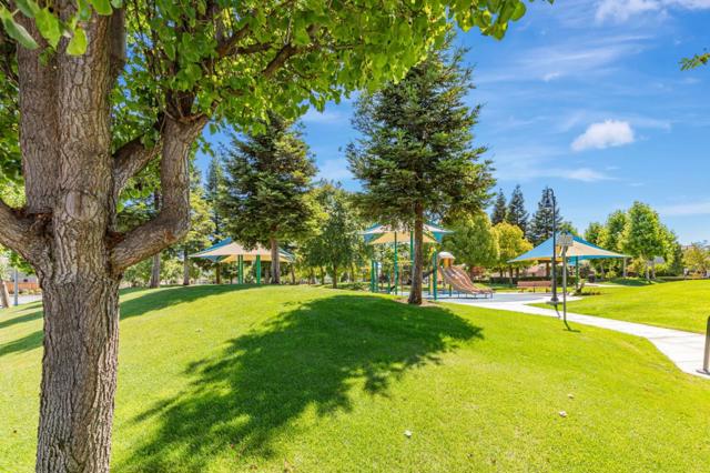 17425 Shelton Way, Morgan Hill CA: https://media.crmls.org/mediaz/159dfd60-c0fe-473c-900b-2835acbf6b15.jpg