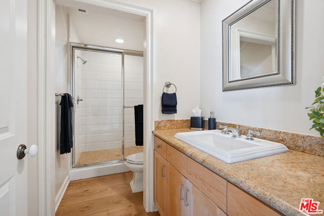 23040 Blue Bird Drive, Calabasas CA: https://media.crmls.org/mediaz/159f43a7-77f4-45d3-8a5d-c2754df96ed4.jpg