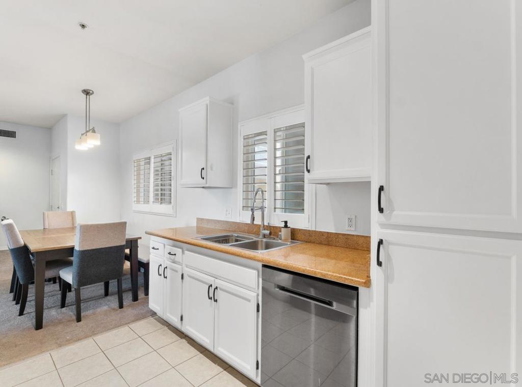 7647 Mission Gorge Rd