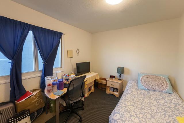 959961 Easton Avenue, San Bruno CA: https://media.crmls.org/mediaz/15a0a937-8d33-4d9a-97d5-baa40a117c0a.jpg