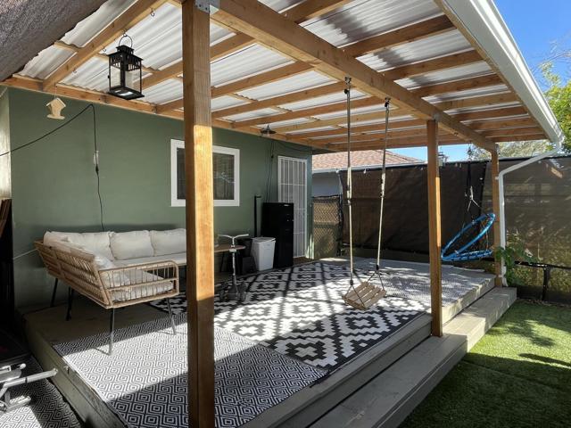 644 Buckeye Street, Redwood City CA: https://media.crmls.org/mediaz/15a0b41f-3079-4d50-85dc-b1cdae8216ee.jpg