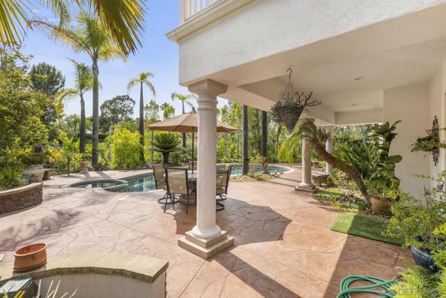 2505 Monterey Glen, Escondido CA: https://media.crmls.org/mediaz/15a20707-ad30-4114-8a8c-76ce0d149485.jpg