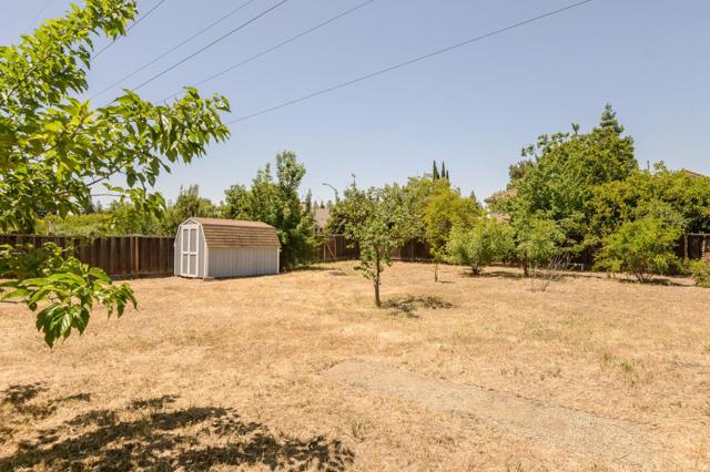 1123 Lucille Street, Livermore CA: https://media.crmls.org/mediaz/15a2248a-5843-4c3b-a2b9-f023a51b8dfe.jpg