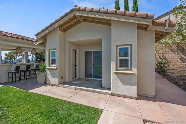 15255 Via Santa Vienta, San Diego CA: https://media.crmls.org/mediaz/15a2c907-fcea-4417-a5ca-482e58f437c9.jpg