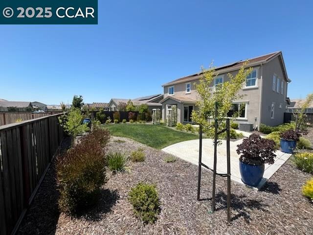 783 Billhook Drive, Vacaville CA: https://media.crmls.org/mediaz/15a36d25-d9b6-4f83-a882-5f4127a1987c.jpg