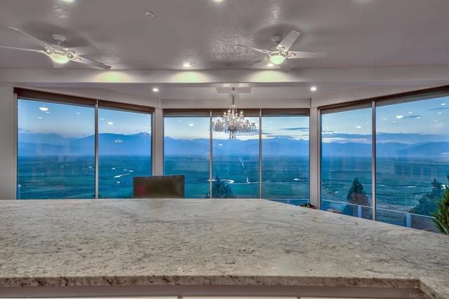 350 Aspen Lane, Bridgeport CA: https://media.crmls.org/mediaz/15a3ad4f-1e51-4f61-b53a-d00cc21379e0.jpg