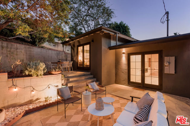 3639 Roderick Road photo 26