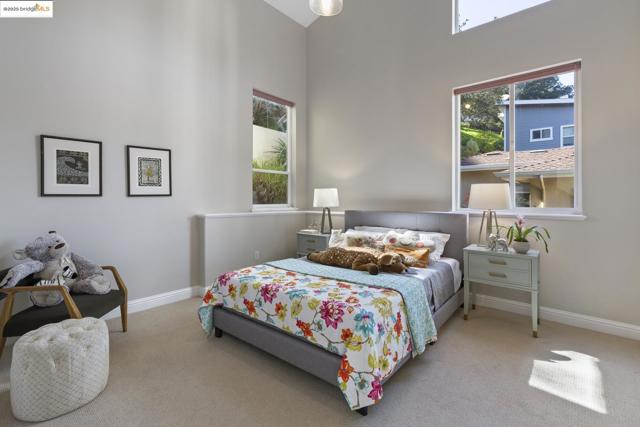 205 Sheridan RD, Oakland CA: https://media.crmls.org/mediaz/15a46a84-b06b-42dc-ab3b-8e232914588d.jpg