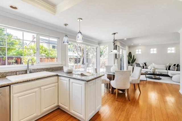 621 Harrow Way, Sunnyvale CA: https://media.crmls.org/mediaz/15a54822-b3c9-4413-aa1e-40c2e658870e.jpg