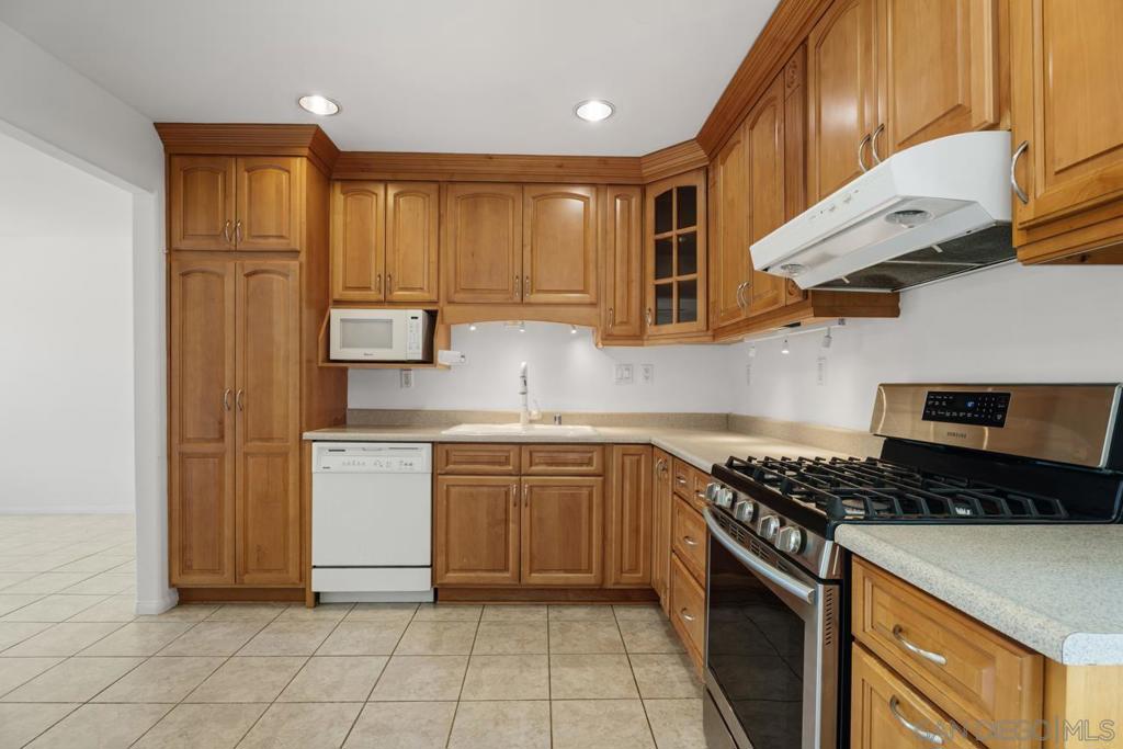 5204 Chollas Pkwy - photo 3