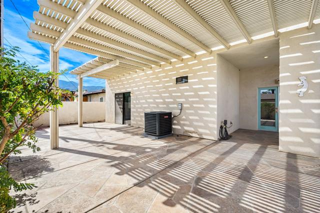 Image 35 of 59 For 51770 Eisenhower Drive