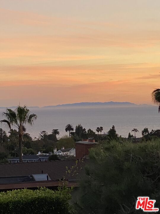 Drew Fenton | 16632 Linda Terrace Pacific Palisades CA | MLS: 7173021