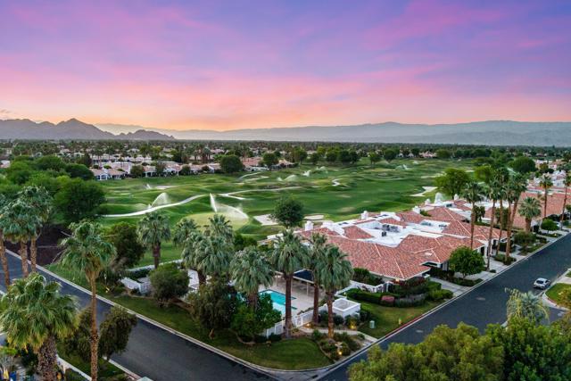 55197 Southern, La Quinta CA: https://media.crmls.org/mediaz/15a92849-22a4-486c-9e78-09d7bb9fd018.jpg